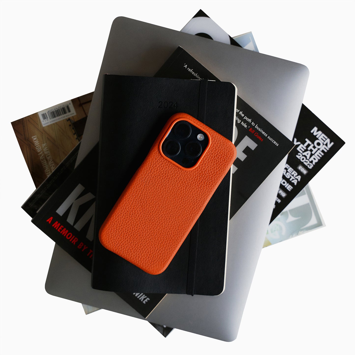 Etui na iPhone 15 Pro - Pomarańczowe 